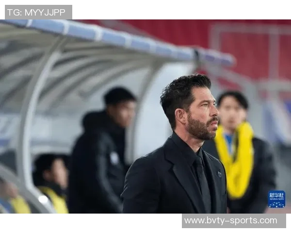 三镇新任主帅莫拉强调球员表现优劣不分年龄重视实力与潜力